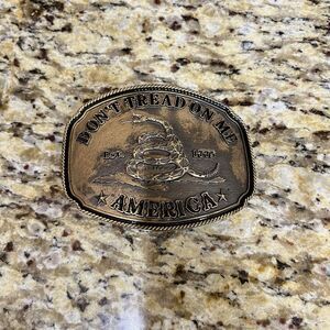 Montana Silversmiths "Don't Tread On Me" America Belt Buckle